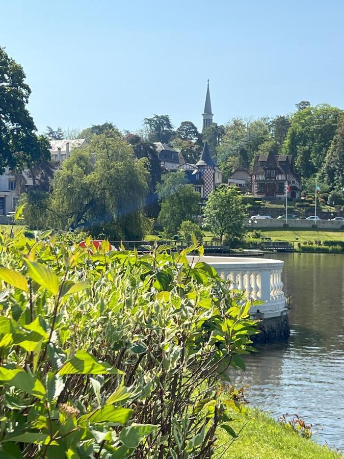 Manoir De La Prise Tarot Bed & Breakfast Bagnoles de l'Orne Normandie Екстериор снимка